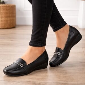 Life Stride NEW Demure Classic Feminine Minimalist Comfort Low Wedge Loafer 9M
